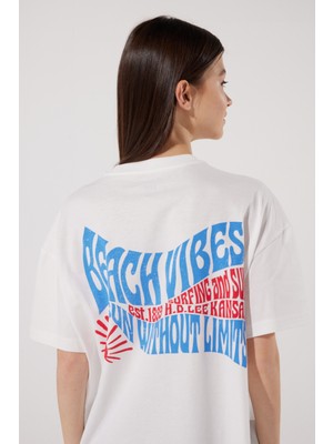 Lee Lee Loose Fit Rahat Kesim Pamuk Bisiklet Yaka Kırık Beyaz Tişört