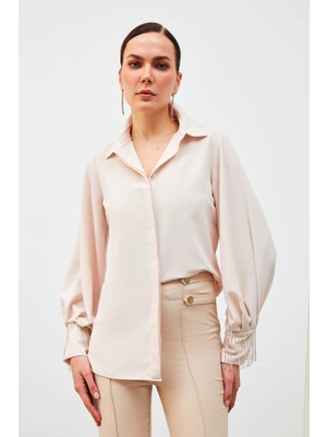 Sateen Manşetleri Aksesuarlı Gömlek - Bej