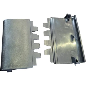 - Vw Passat Marşpiyel Sağ Taraf Kriko Kapağı 1997 - 2005 3B0853918