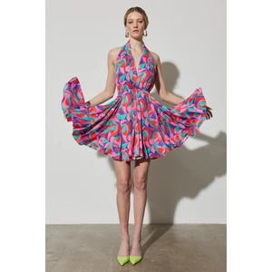 Regular Fit Normal Kesim V Yaka Kolsuz Desenli Elbise