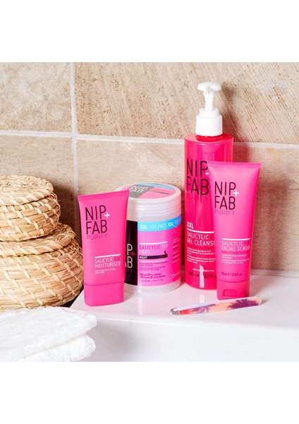 Nip+Fab Salisilik Asit Fix Yağlı Ciltler Için Yüz Yıkama Jeli 145 ml