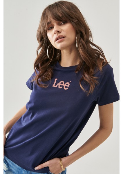 Regular Fit Rahat Kesim Pamuk Bisiklet Yaka Logolu Crew Neck Tişört fiyatları