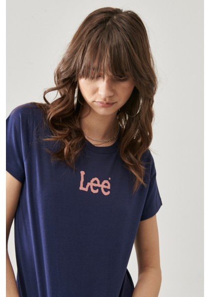 Regular Fit Rahat Kesim Pamuk Bisiklet Yaka Logolu Crew Neck Tişört modelleri