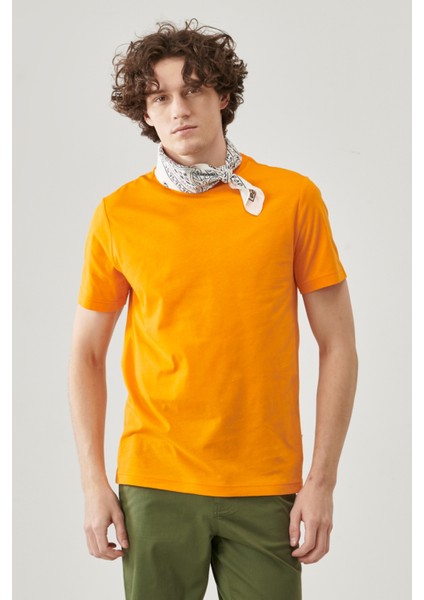 Regular Fit Rahat Kesim %100 Pamuk Kısa Kollu Crew Neck Tişört modelleri