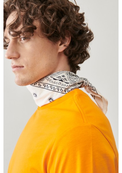 Regular Fit Rahat Kesim %100 Pamuk Kısa Kollu Crew Neck Tişört indirimleri