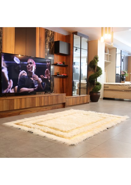 Gold Varaklı Kıvırcık Peluş Halı 120 x 180 Cm