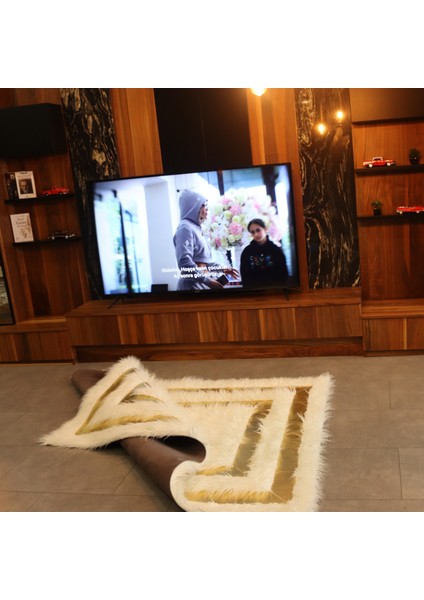 Gold Varaklı Kıvırcık Peluş Halı 120 x 180 Cm fiyatları