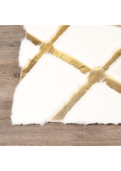 Beyaz Renk Gold Çizgili Kros Model Peluş Halı 170 x 240 Cm modelleri