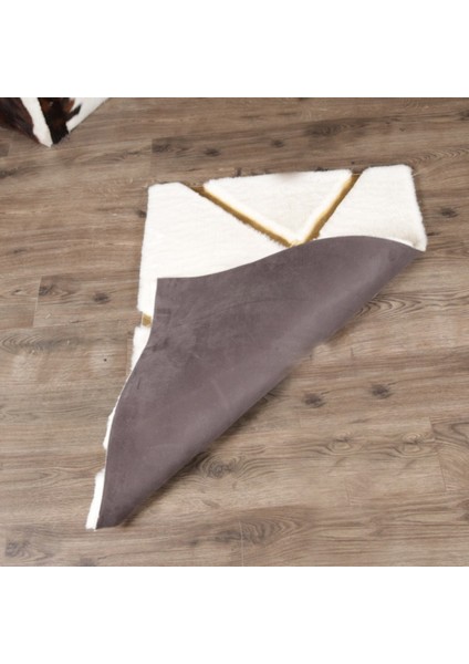 Beyaz Renk Gold Çizgili Kros Model Peluş Halı 170 x 240 Cm fırsatları
