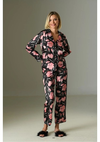 2083 Kadın Desenli Çiçekli Saten Pijama Takımı fiyatları