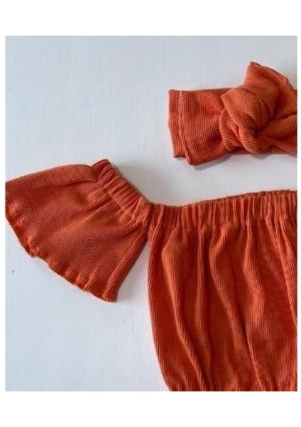 Kız Çocuk, Likralı Deri Fiyonk Detaylı Pantolon, Turuncu Straplez Crop Bluz ve Saç Bandı Takımı. modelleri