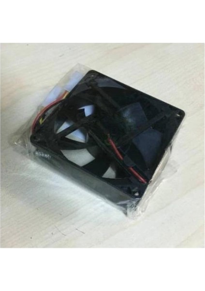 8 cm 12 Volt Fan 12 Volt 8 cm Erkek Dişi Çift Molex 30 cm Kablo Uzunluğu 80X80X25 mm Fan