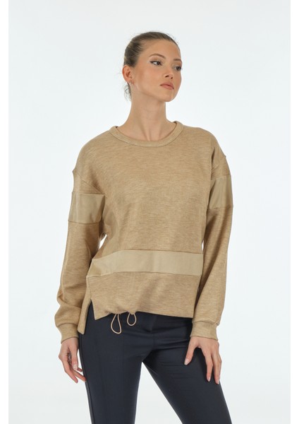 Minimalist Oversize Uzun Kol Kadın Sweatshirt - Rahat ve Şık indirimleri