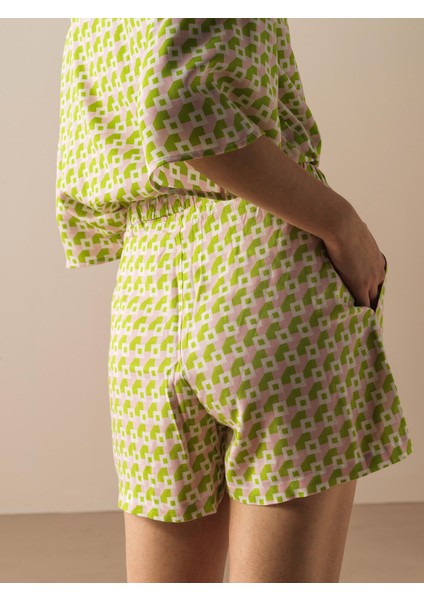 Oversize Desenli Şort fırsatları