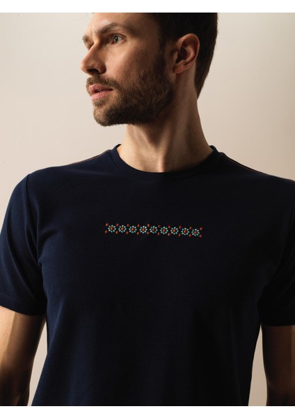 Pamuk Regular Fit Tişört modelleri