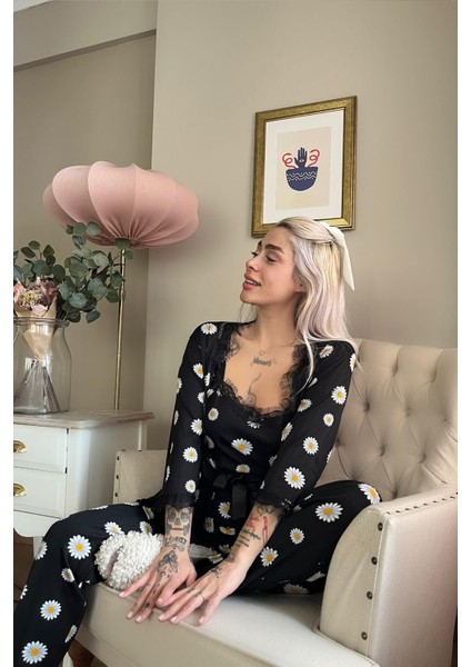 Siyah Papatya Papatya Desenli Sabahlıklı Pegasus Pijama Takımı modelleri