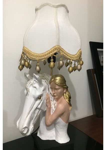 Atlıkız Abajur Obje