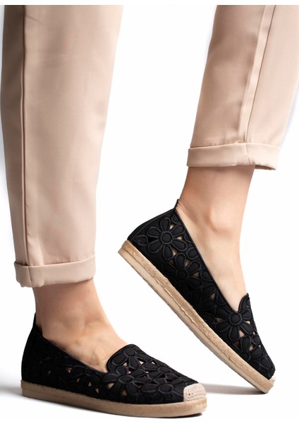 Mariana Çiçek Desenli Keten Kadın Günlük Ayakkabı Siyah10 fiyatları