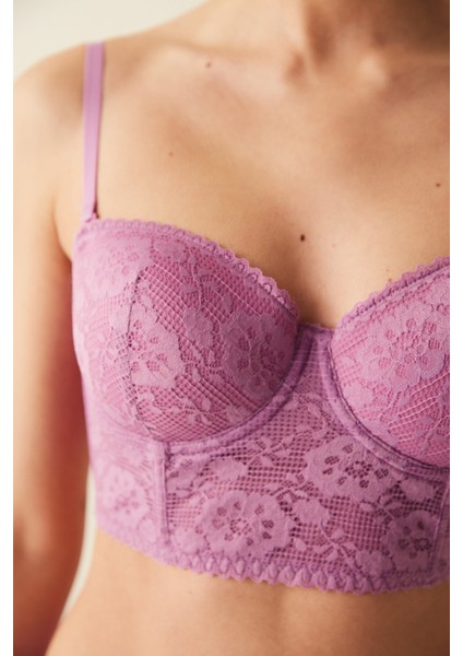 Bloom Dantel Detaylı Croplet fiyatları