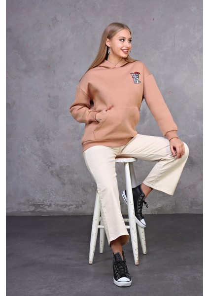 Fancy Kadın Kapüşonlu Yumuşacık İçi Pamuklu Göğsü Nakışlı Kanguru Cepli Sweatshirt fiyatları