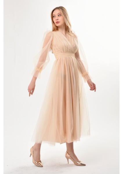 Önü Kruvaze Uzun Kol Tül Abiye Elbise Trend Şıklıkta Kadınlar İçin Özel Günler modelleri