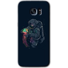 MRC İletişim Samsung Galaxy S7 Edge Kılıf Hd Desen Baskılı Arka Kapak - Astronot Kıyafeti