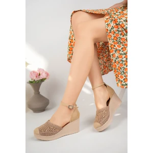 Dolgu Taban Arka Kapalı Taşlı Açık Vizon Kadın Ayakkabı