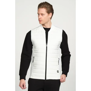 Erkek Regular Fit Bomber Yaka Cepli Kapitone Scuba Kumaş Fermuar Detaylı Ince Yelek