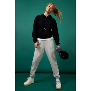 Beli Bağcıklı Cepli Relax Fit İçi Yumuşak Tüylü Jogger Eşofman Altı W1505AZ21WN