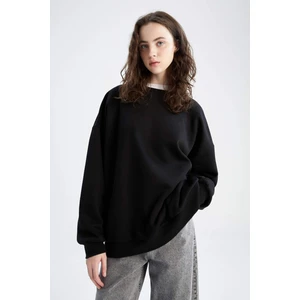 Oversize Fit Bisiklet Yaka Sweatshirt Y1346AZ22WN