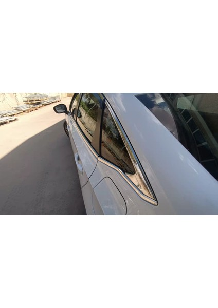 Honda civic cam çıtası krom 8 parça 2022+