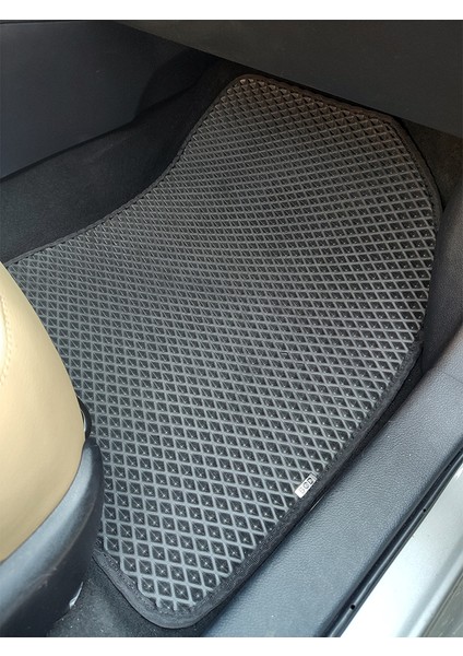 Toyota Corolla 3D Havuzlu Paspas 2013-2018 Siyah modelleri