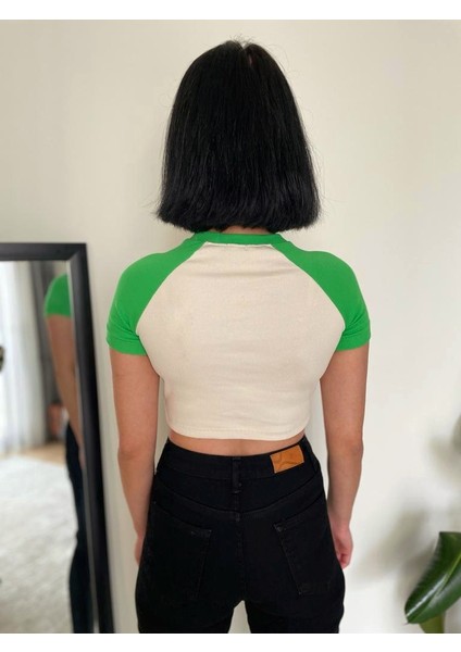 Krem Baskılı Crop indirimleri