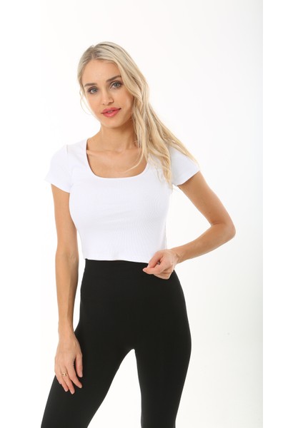 Kadın Beyaz Kısa Kol Crop Havuz Yaka Fitilli Bluz modelleri