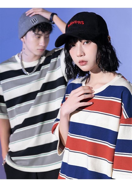 Kırmızı Mavi Çizgili Beyaz Oversize T-Shirt fırsatları