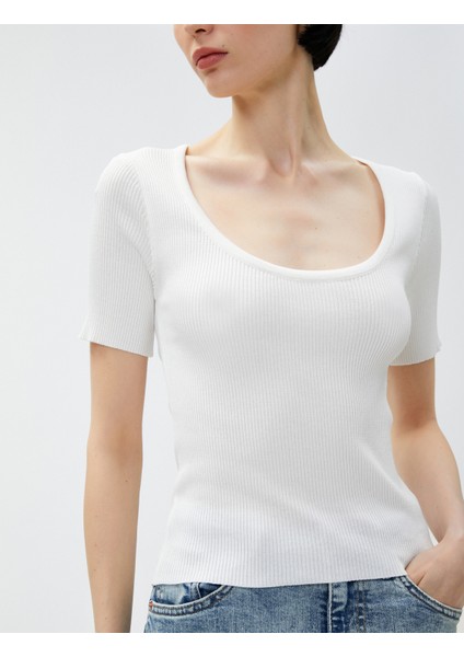 Kısa Kollu Triko Kazak U Yaka indirimleri