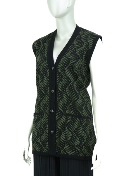 Kadın Kışlık Şık Modelli Önü Düğmeli Çift Cepli Normal Kesim Tam Kalıp Likralı Dokuma Anne Yelek modelleri