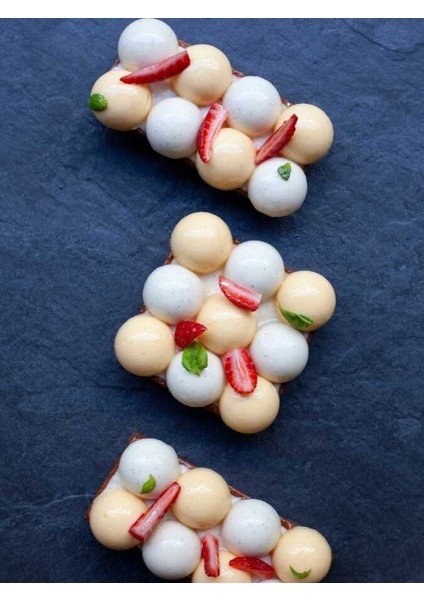 Delikli Tart Kalıbı Kare 7x7x2 cm 6lı modelleri