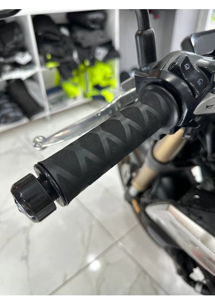 Bajaj Pulsar NS200 Kauçuk Gidon Sarmalı Elcik Kılıfı Elcik Koruma indirimleri