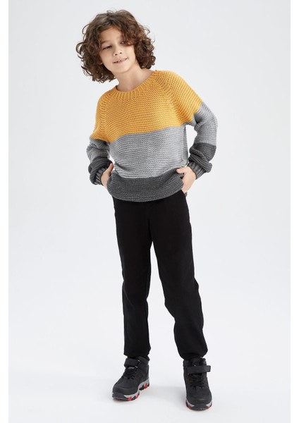 Erkek Çocuk Regular Fit Bisiklet Yaka Kazak R3179A622AU