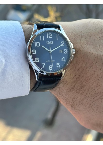 Takvimli Rakamlı Lacivert Erkek Kol Saati indirimleri