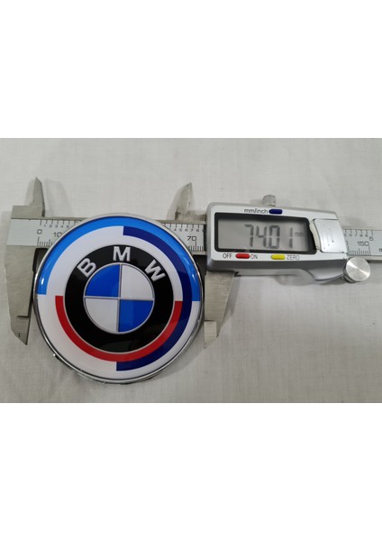 50. Yıl 3 Kasa Bagaj Arması 74MM , Bmw (51-14-8-219-237) , 50. Yıl Bmw Bagaj Logosu 74MM