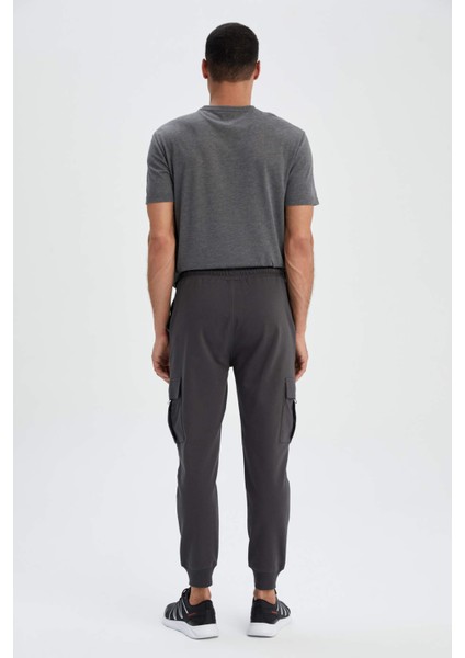 Regular Fit Kargo Cepli Jogger Eşofman Altı U8796AZ22AU