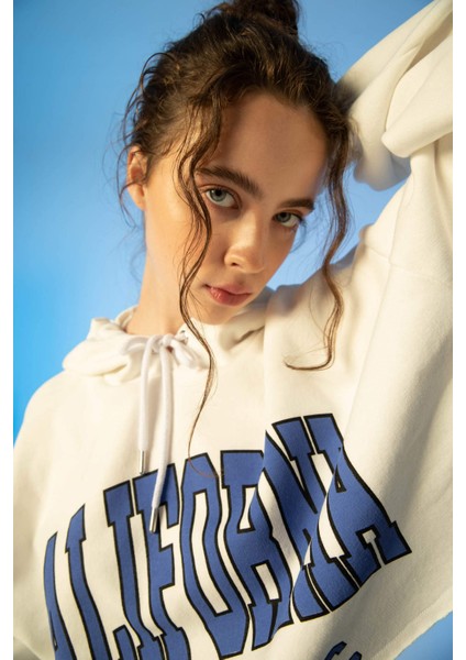 Crop Kapüşonlu Uzun Kollu Baskılı Sweatshirt Z0093AZ22AU modelleri