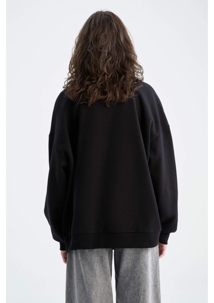 Oversize Fit Bisiklet Yaka Sweatshirt Y1346AZ22WN