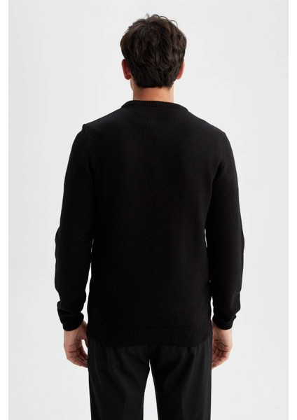 Yılbaşı Temalı Regular Fit Triko Kazak Y1878AZ22WN