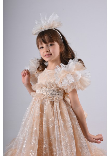 Özel Tasarım Kız Çocuk Abiye Elbise, Gelinlik, Taç Aksesuarlı Kız Çocuk Elbise10 fırsatları