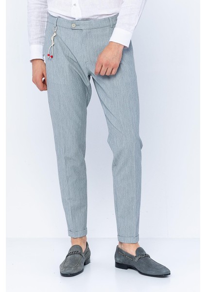 Erkek Çizgili Pileli Düğmeli Fermuarlı Aksesuar Detaylı Bürümcük Kumaş Rahat Pantolon modelleri