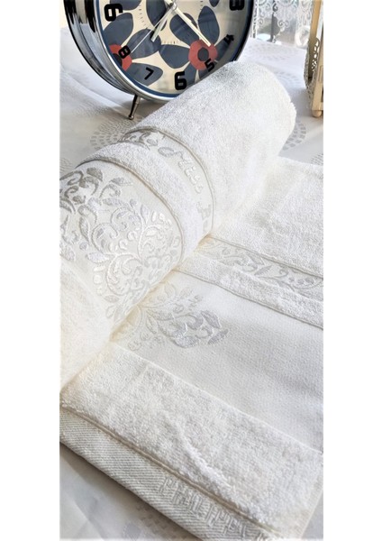 Miss Bamboo Lüks 70X140 Cm. Çeyizlik Ihraç Malı Banyo Havlusu (%70 Bambu Lifi Içerir)
