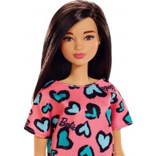 Barbie Şık Barbie T7439 - GHW46